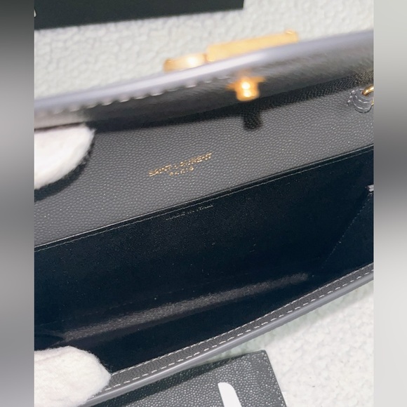 Saint Laurent Uptown Chain Wallet in Grain De Poudre Embossed Leather - Picture 10 of 16